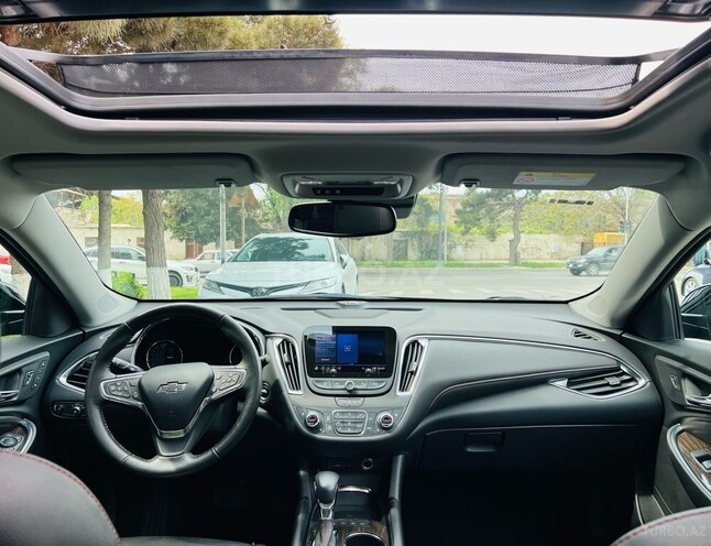 Chevrolet Malibu-13