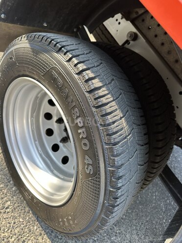 Ford Transit-18