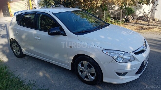Hyundai i30-6