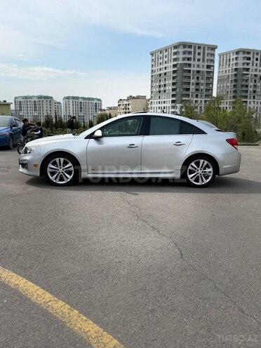 Chevrolet Cruze-4