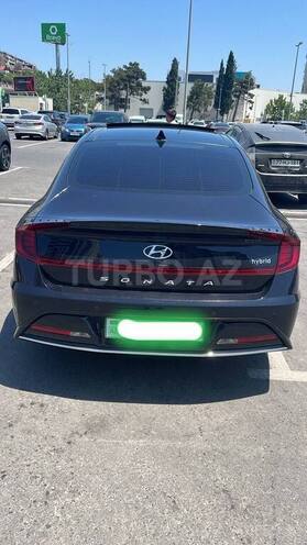 Hyundai Sonata-2