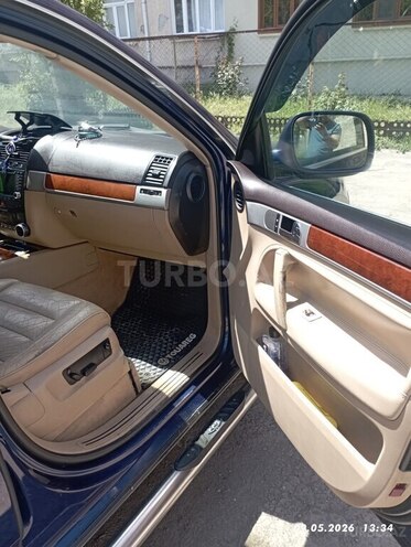 Volkswagen Touareg-10