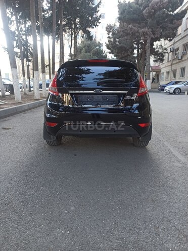 Ford Fiesta-5