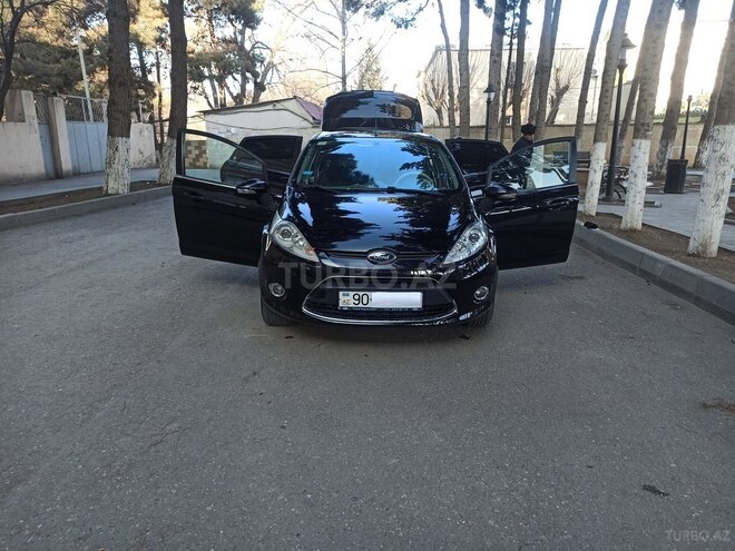 Ford Fiesta-3