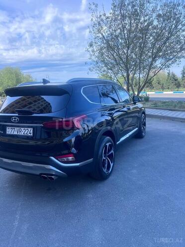 Hyundai Santa Fe-13
