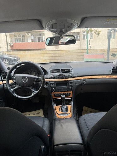 Mercedes E 220-8