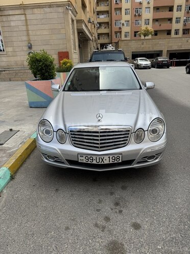Mercedes E 220-2