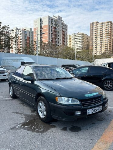 Opel Omega-4