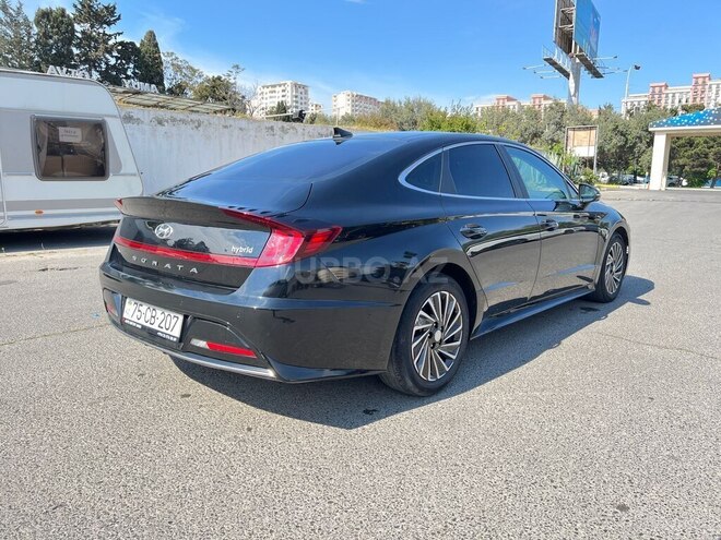 Hyundai Sonata-19
