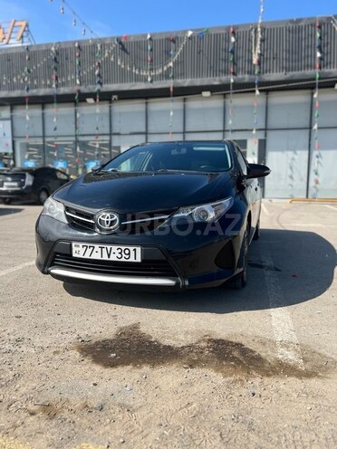 Toyota Auris-7