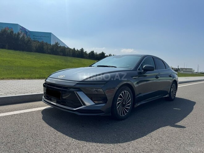 Hyundai Sonata-2