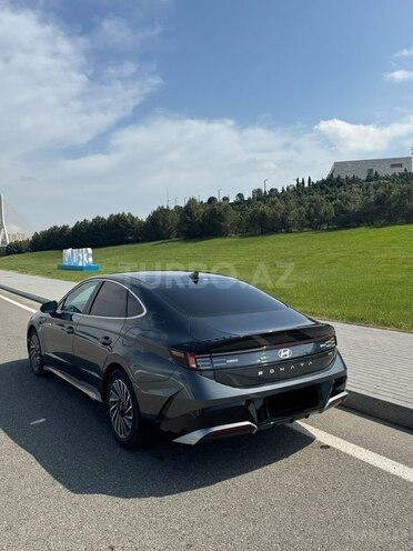 Hyundai Sonata-7