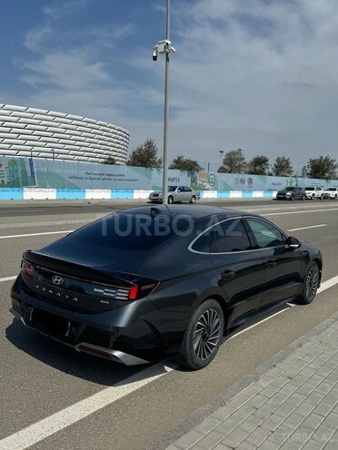 Hyundai Sonata-6