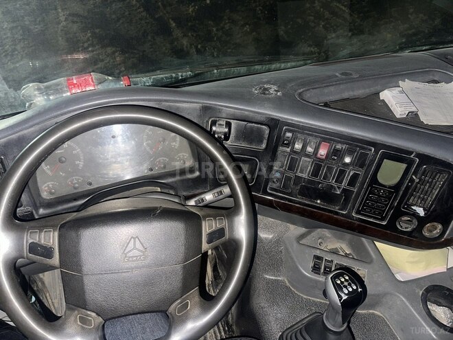 HOWO Sinotruk-8