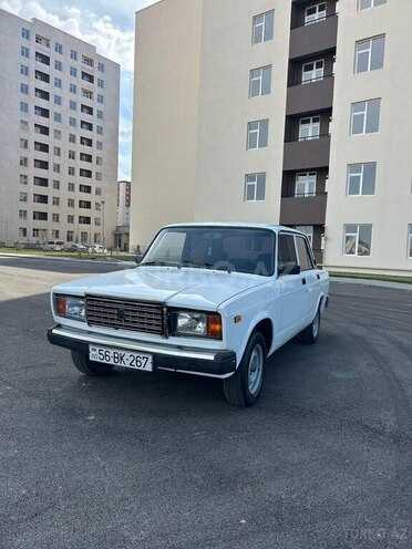 LADA (VAZ) 2107-2