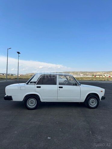 LADA (VAZ) 2107-4