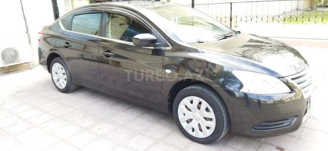 Nissan Sentra-3
