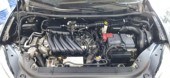 Nissan Sentra-10