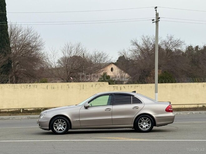 Mercedes E 200-3