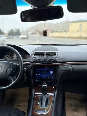 Mercedes E 200-9
