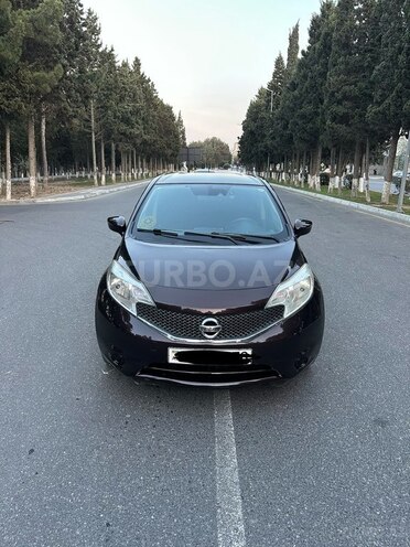 Nissan Note-2