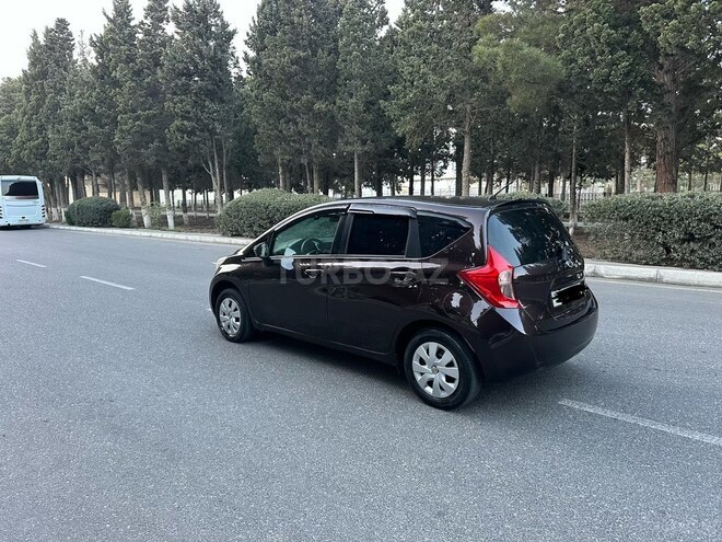 Nissan Note-6