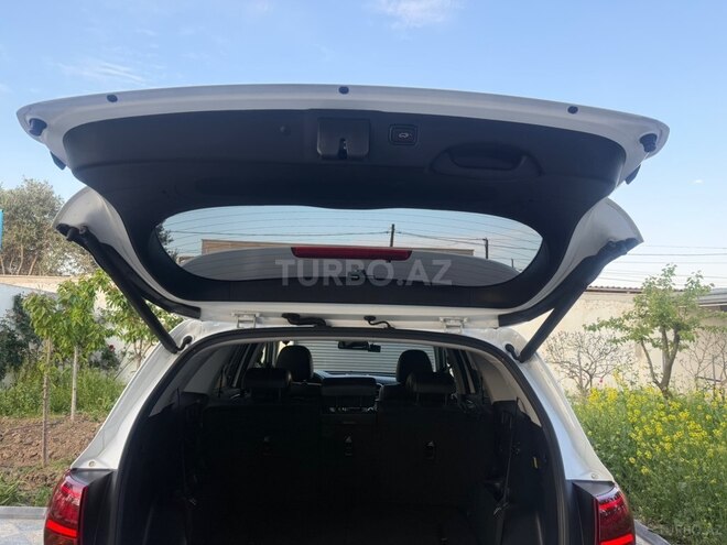 Kia Sorento-11