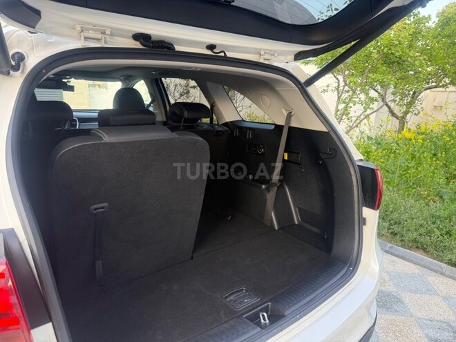 Kia Sorento-12