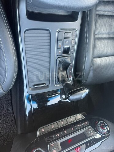 Kia Sorento-19