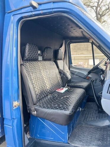Mercedes Sprinter 412-10
