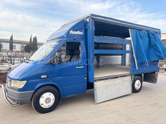 Mercedes Sprinter 412-8
