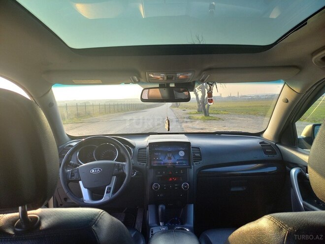 Kia Sorento-10