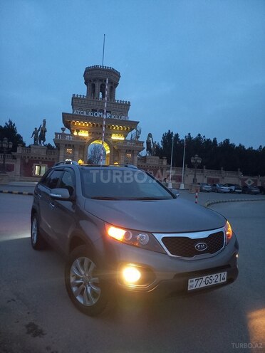 Kia Sorento-1