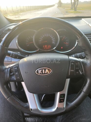 Kia Sorento-13