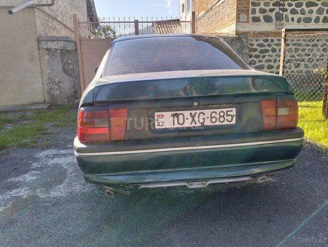 Opel Vectra-4