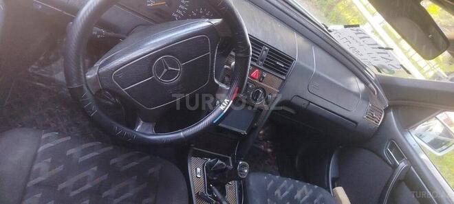 Mercedes C 200-2