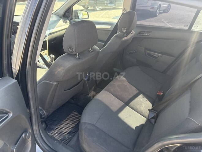 Opel Astra-12