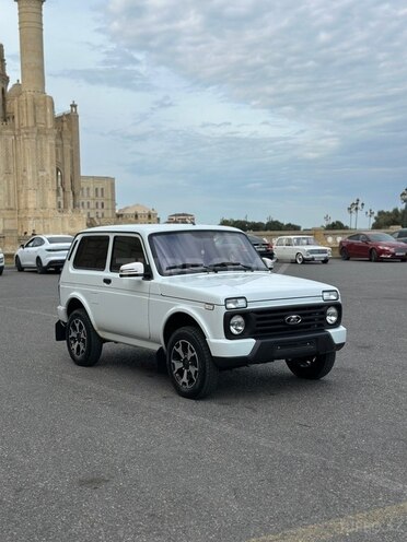 LADA (VAZ) Niva-4