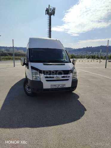Ford Transit-1