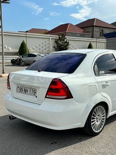 Chevrolet Aveo-7
