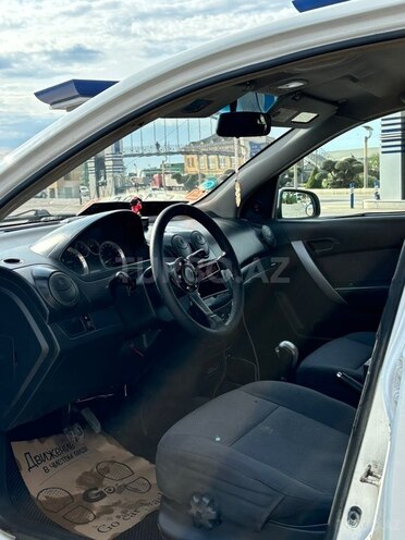Chevrolet Aveo-6