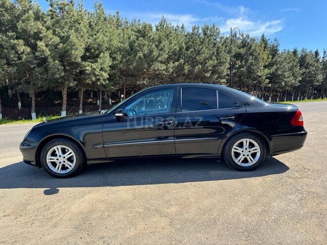Mercedes E 220-4