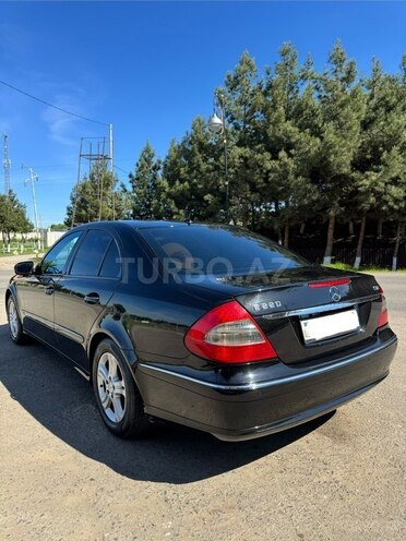 Mercedes E 220-5