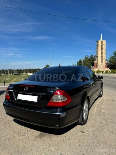 Mercedes E 220-6