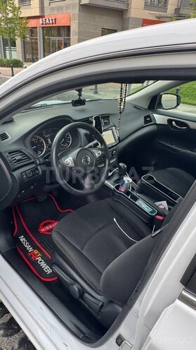 Nissan Sentra-8