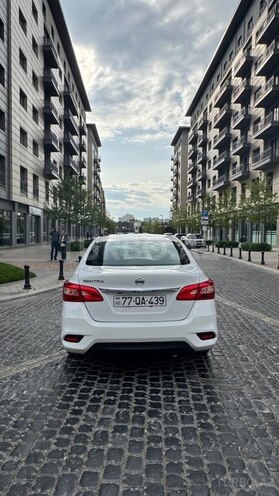 Nissan Sentra-5