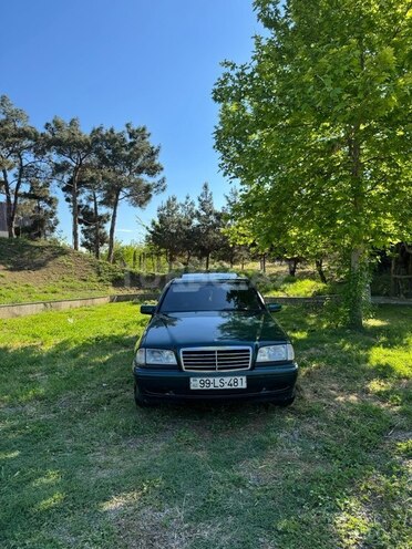Mercedes C 180-3