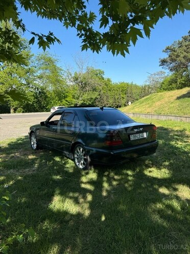 Mercedes C 180-2