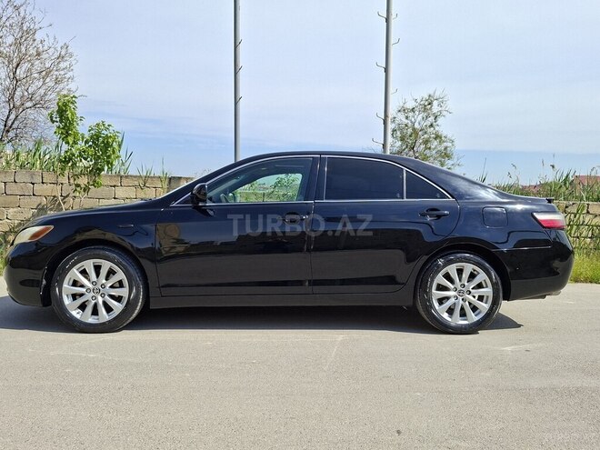Toyota Camry-3