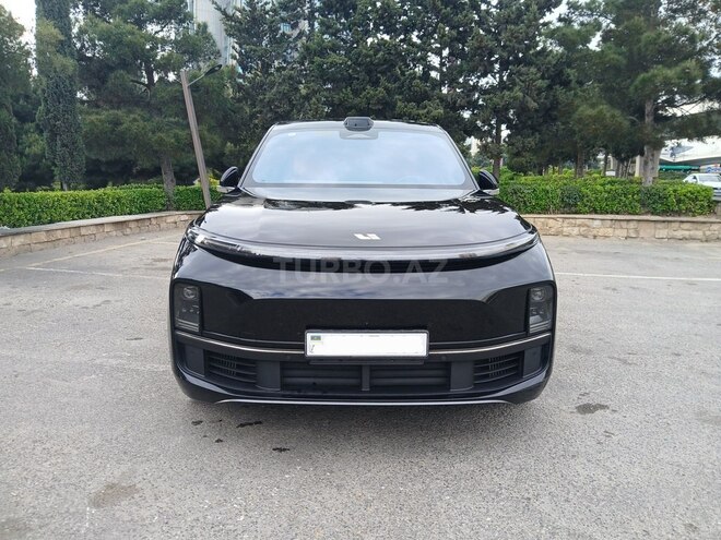 Li Auto L9-1